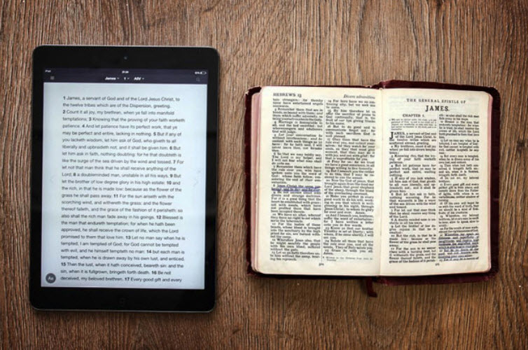 Diskusi: Alkitab Digital dan Gereja dalam Perkembangan Teknologi 